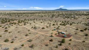 5133 North Alta Villa Road, Unit D Williams, AZ 86046 - Photo 9 of 20 20250421184516752256000000