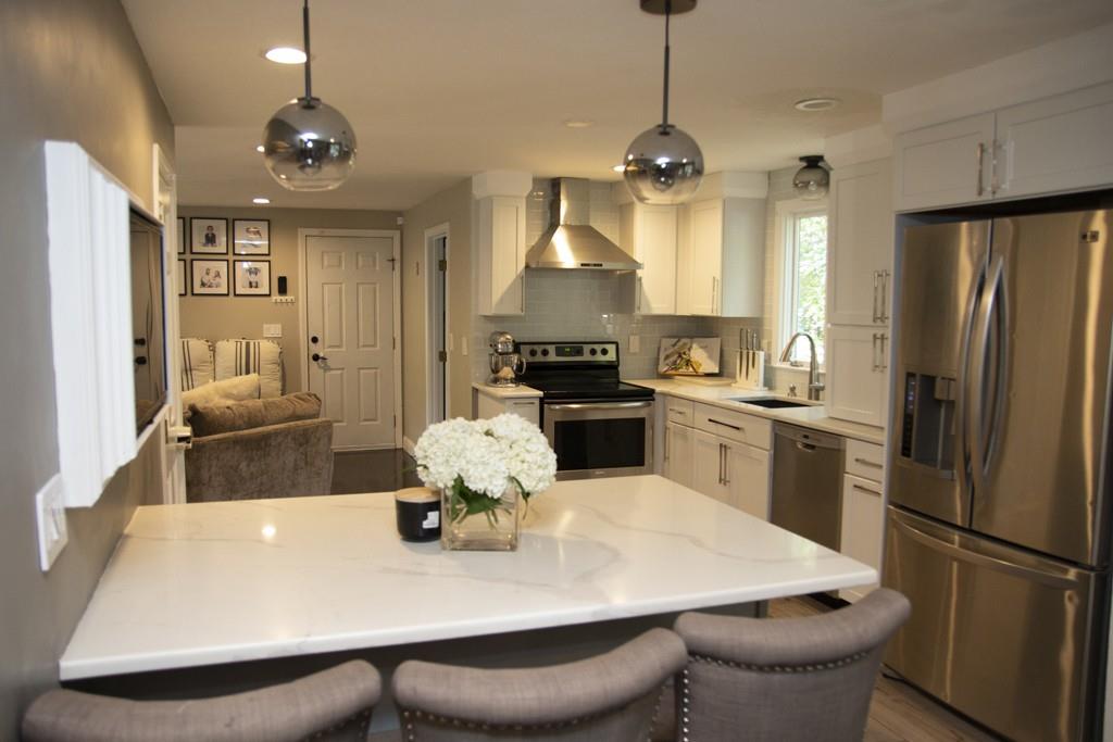 11 Cliff Road Bellingham, MA 02019 - Photo 12 of 30 Gallery Image 12