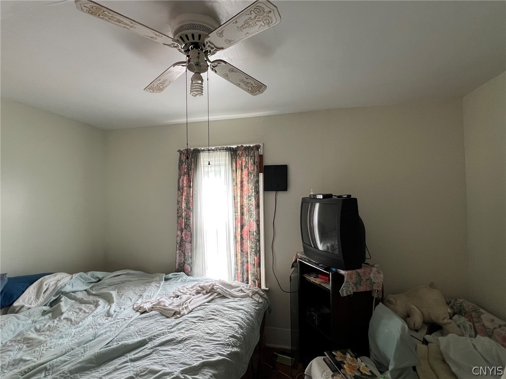 619 Seeley Road Syracuse, NY 13224 - Photo 11 of 11 Bedroom 3