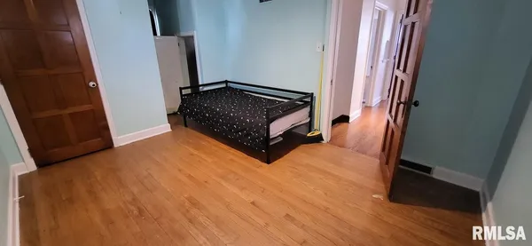 $155,000 | 1398 North Cherry Street, Galesburg, IL 61401