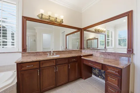 $1,400,000 | 11788 Knightsbridge Place, Wellington, FL 33449