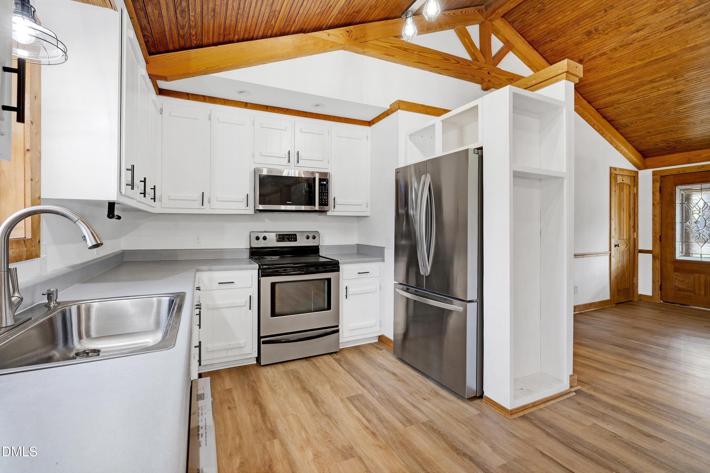 13025 Norwood Road Raleigh, NC 27613 - Photo 18 of 76 Scene-18