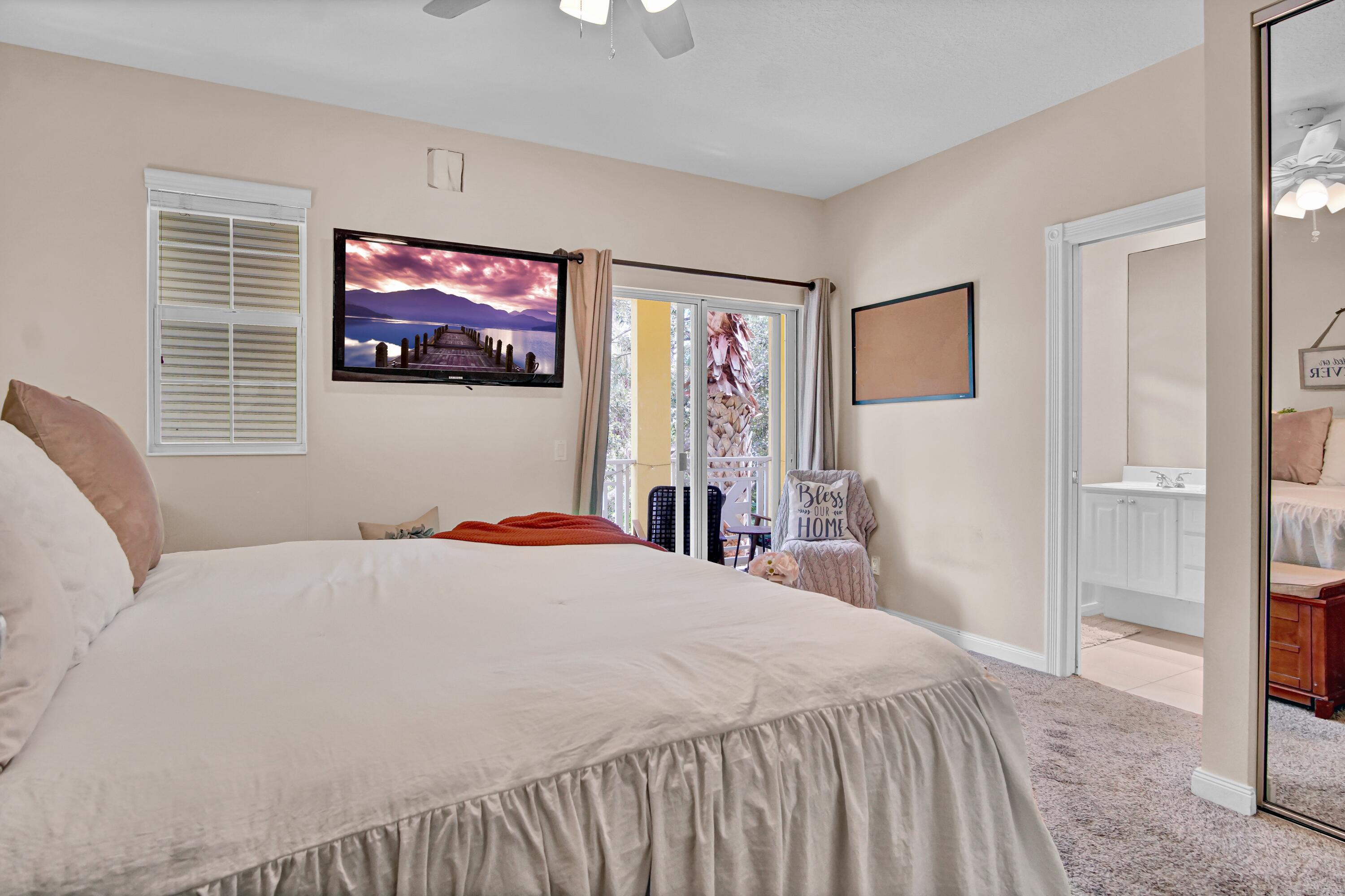 3232 West Community Drive Jupiter, FL 33458 - Photo 22 of 51 Main Bedroom