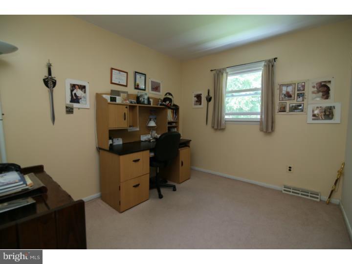 79 Cooper Avenue Delran, NJ 08057 - Photo 14 of 20 Bonus Room