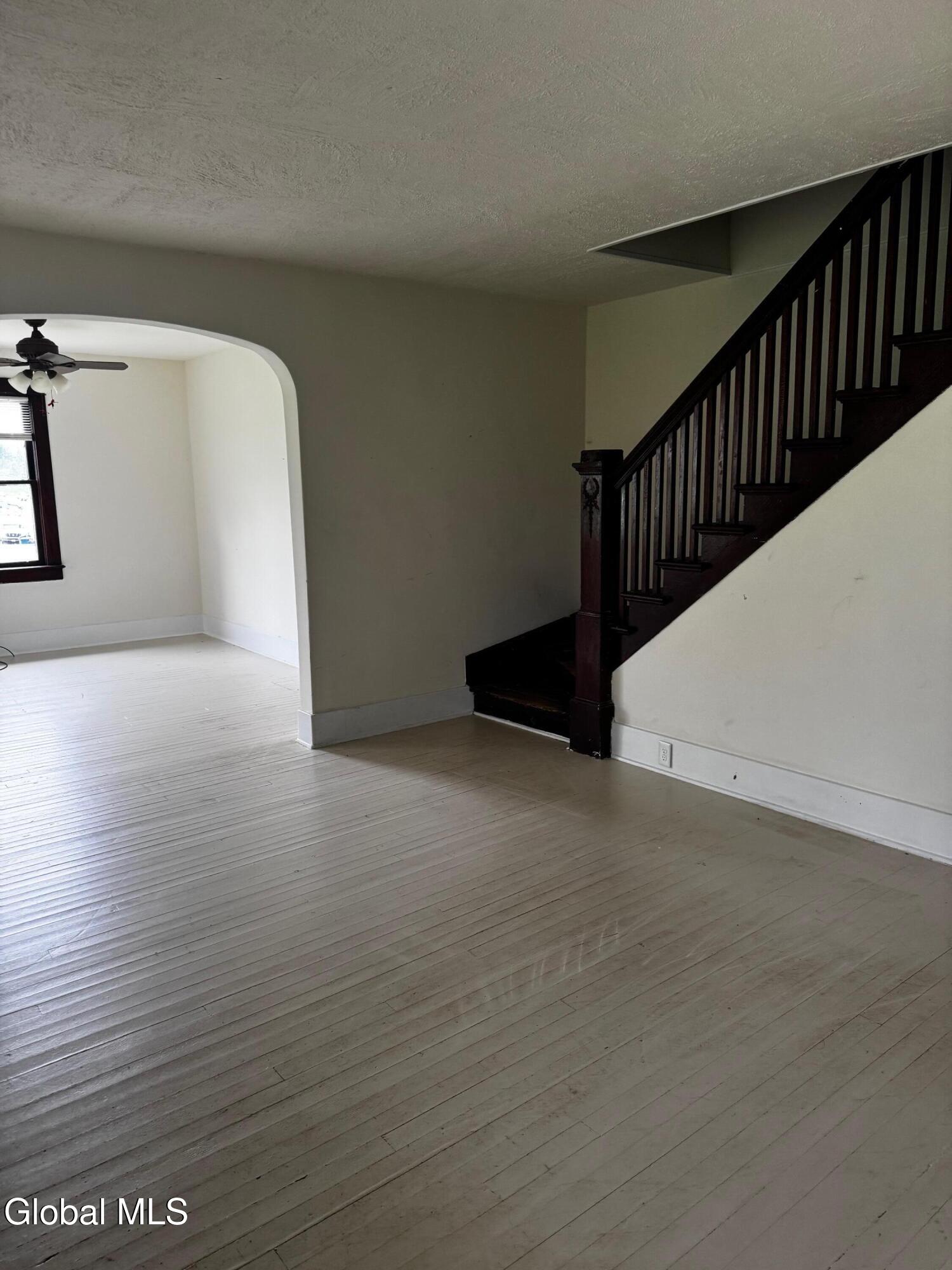 277 Upper Newtown Road Halfmoon, NY 12118 - Photo 4 of 5 IMG_1585