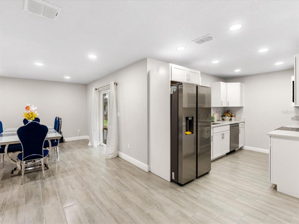 871 Darwin Drive Altamonte Springs, FL 32701 - Photo 6 of 18