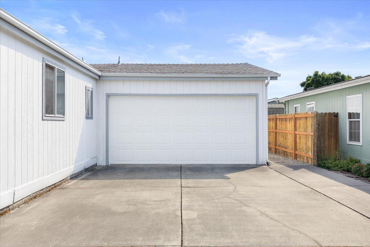 555 Freeman Road, Unit 46 Central Point, OR 97502 - Photo 4 of 22 04