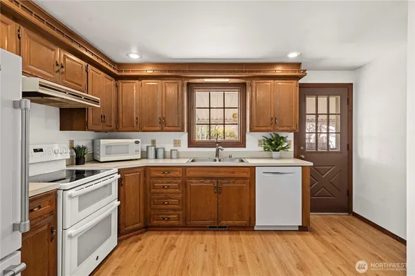 $599,950 | 1825 Rainier Court, Sumner, WA 98390