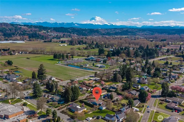 $599,950 | 1825 Rainier Court, Sumner, WA 98390