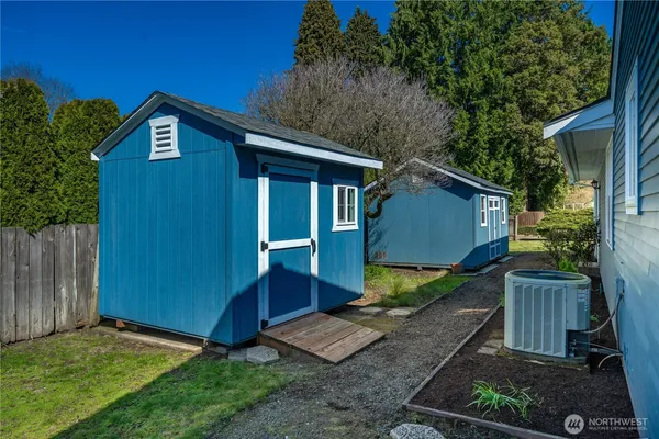 $599,950 | 1825 Rainier Court, Sumner, WA 98390