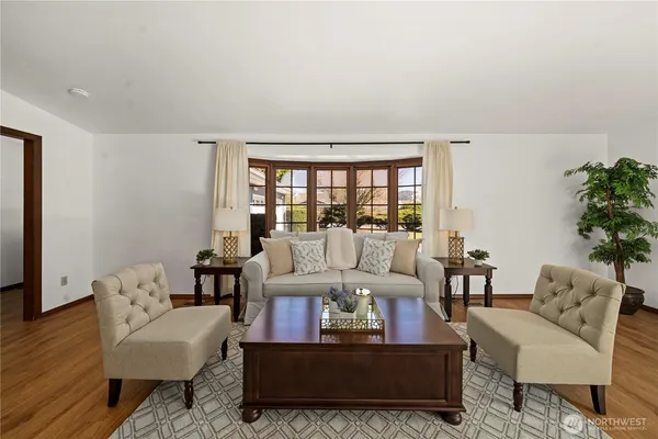$599,950 | 1825 Rainier Court, Sumner, WA 98390