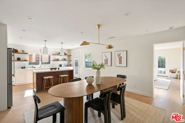 $1,199,000 | 4617 10th Avenue, Los Angeles, CA 90043