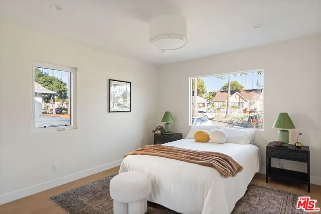 $1,199,000 | 4617 10th Avenue, Los Angeles, CA 90043