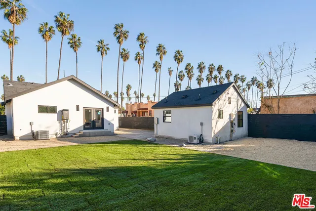 $1,199,000 | 4617 10th Avenue, Los Angeles, CA 90043
