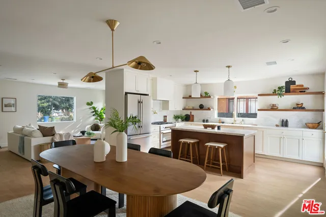 $1,199,000 | 4617 10th Avenue, Los Angeles, CA 90043