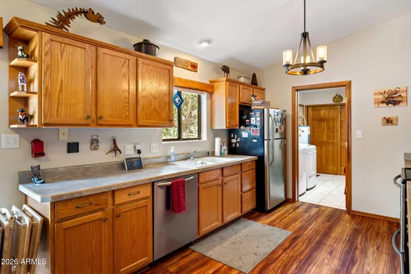 $565,900 | 2788 Chandelle Lane, Overgaard, AZ 85933