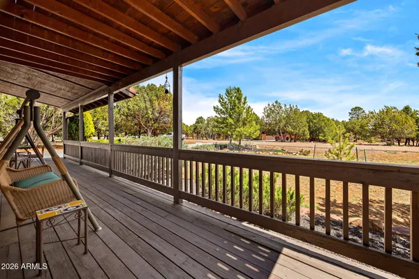 $565,900 | 2788 Chandelle Lane, Overgaard, AZ 85933