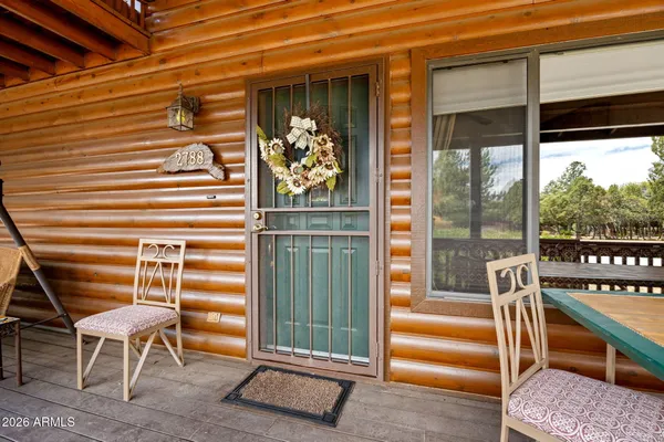 $565,900 | 2788 Chandelle Lane, Overgaard, AZ 85933