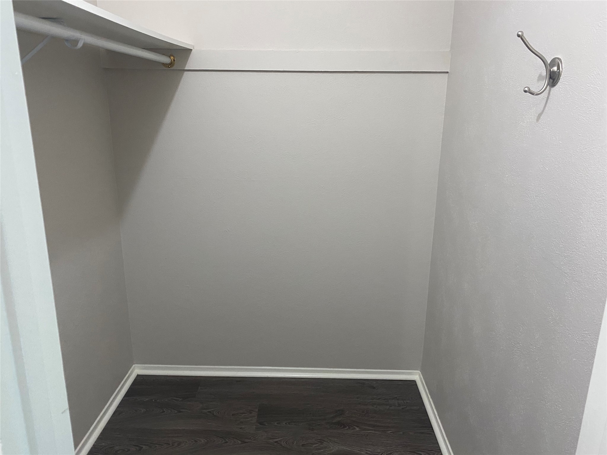 11505 Windermere Meadows Austin, TX 78759 - Photo 10 of 16 a view of a room