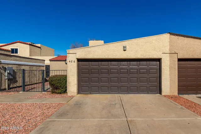 $300,000 | 406 East Pecan Road, Phoenix, AZ 85040