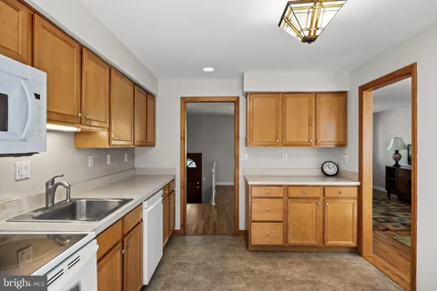 $500,000 | 319 Brentwood Avenue, Cherry Hill, NJ 08002