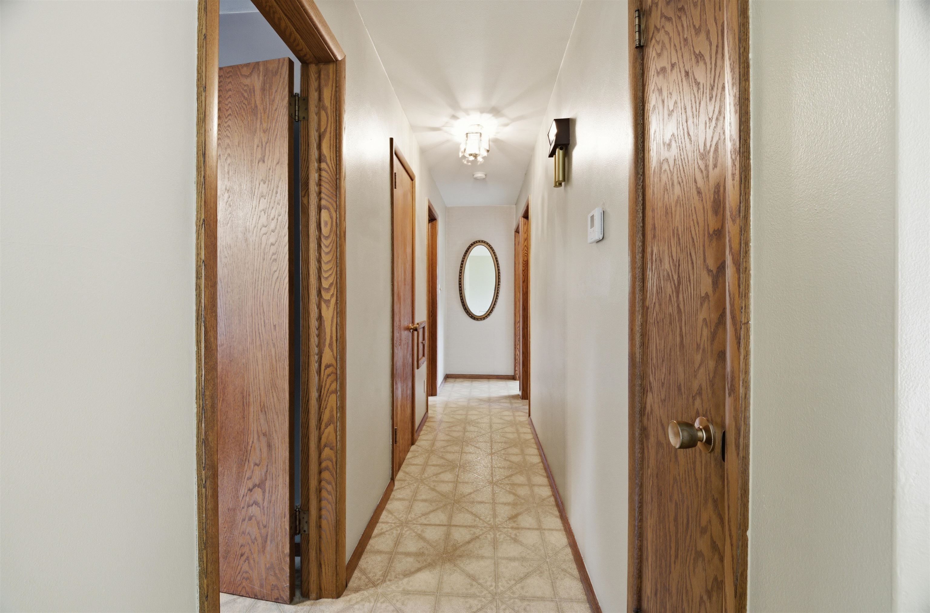 1102 South Ridge Lane Appleton, WI 54914 - Photo 13 of 52