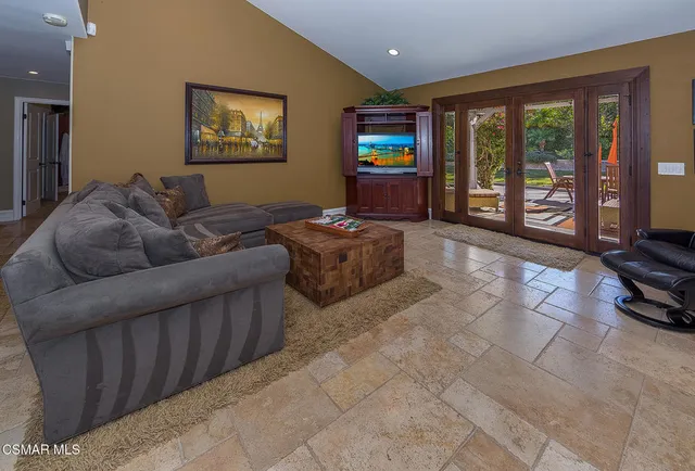 $5,950 | 1906 Sunshine Court, Thousand Oaks, CA 91362