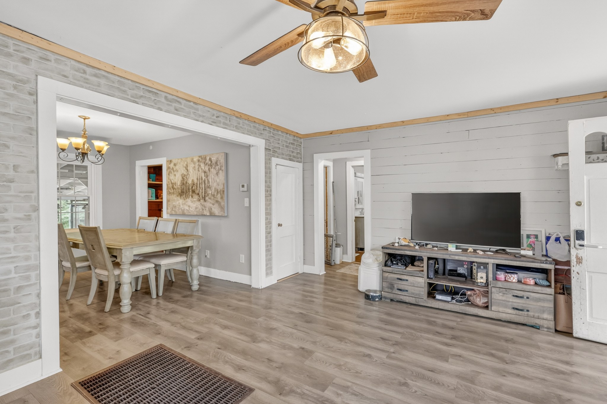 715 Madison Street Manchester, TN 37355 - Photo 3 of 23