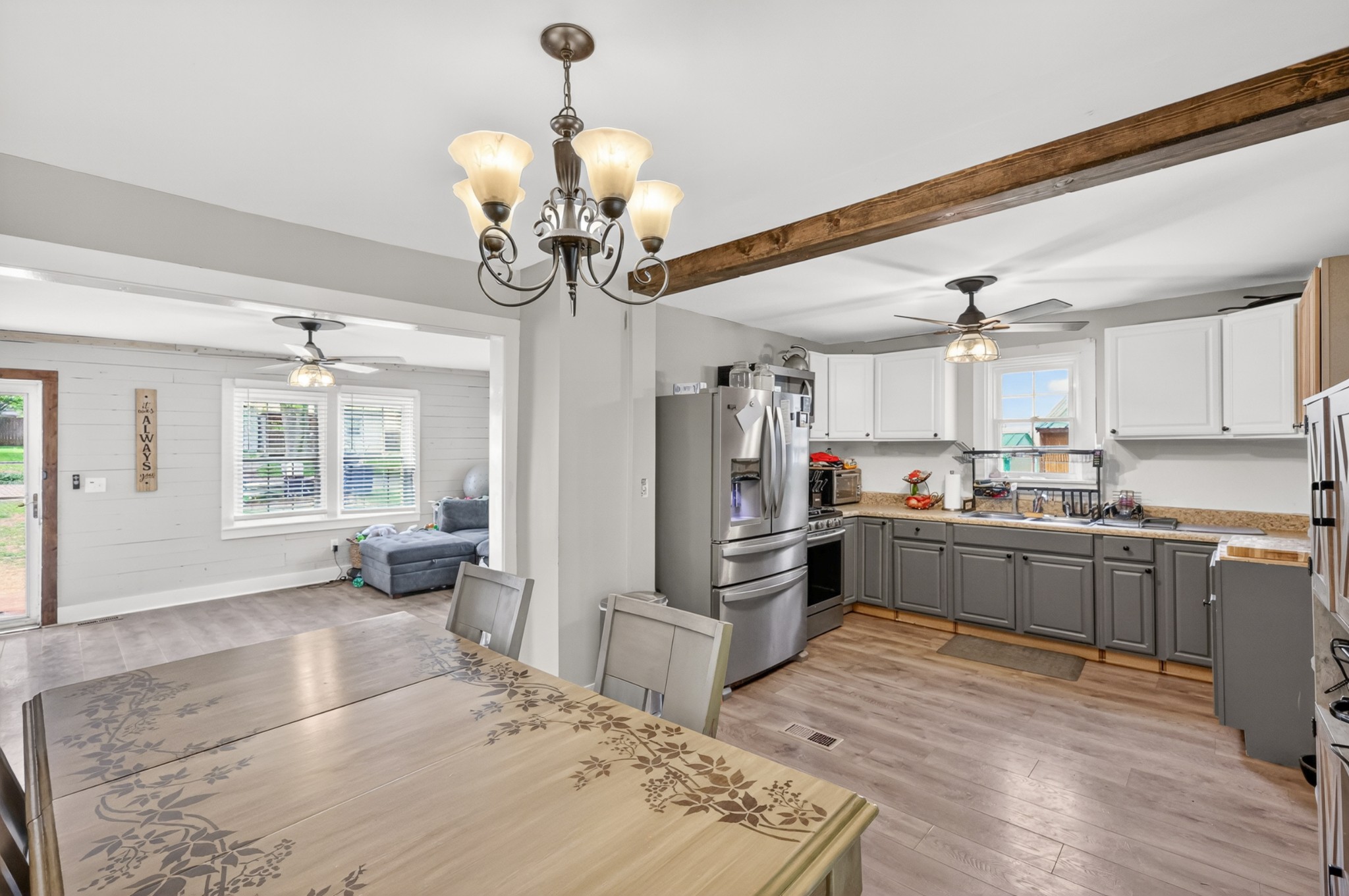 715 Madison Street Manchester, TN 37355 - Photo 4 of 23