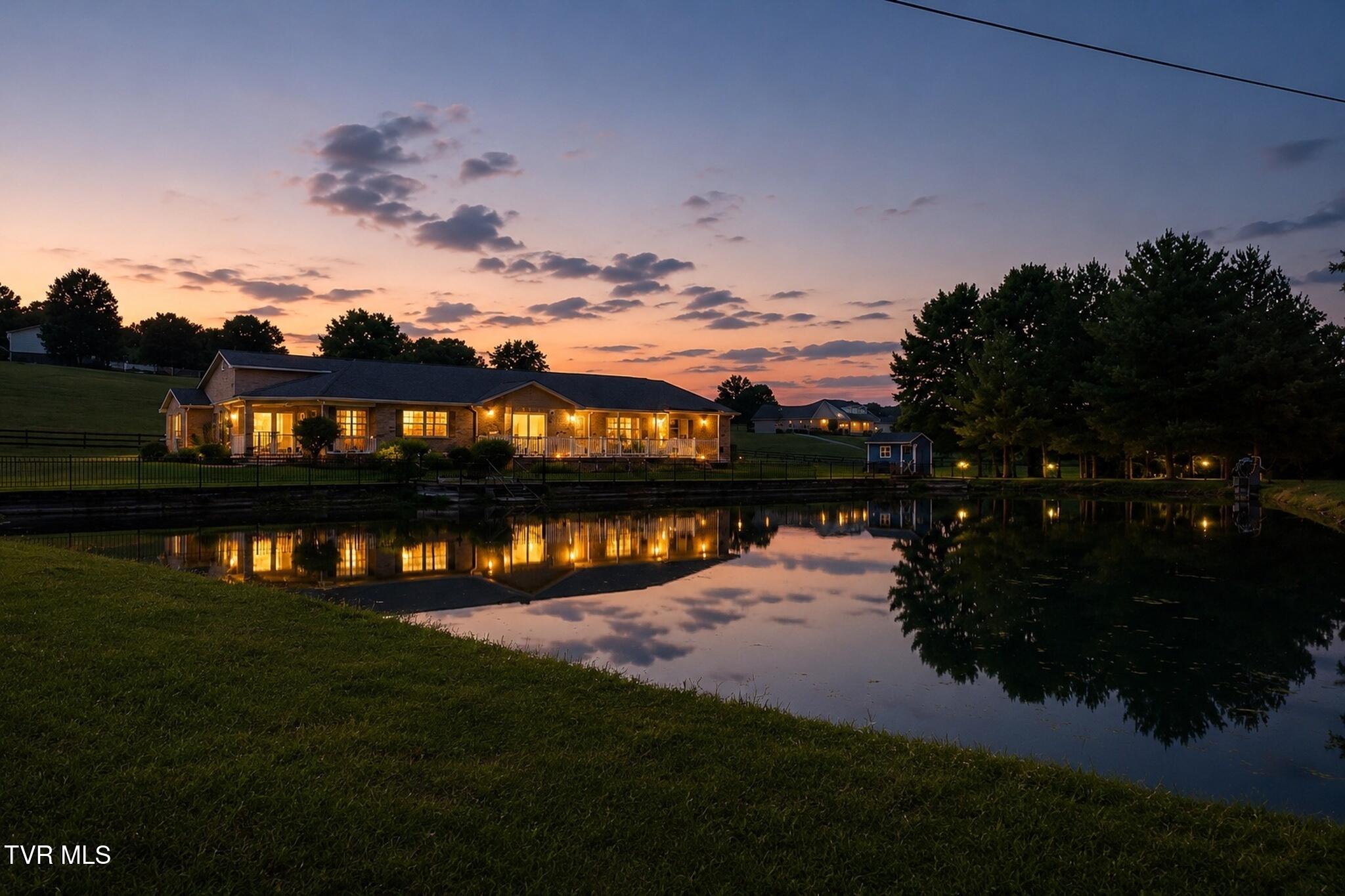 1435 Holly Creek Road Greeneville, TN 37745 - Photo 2 of 71 Evening