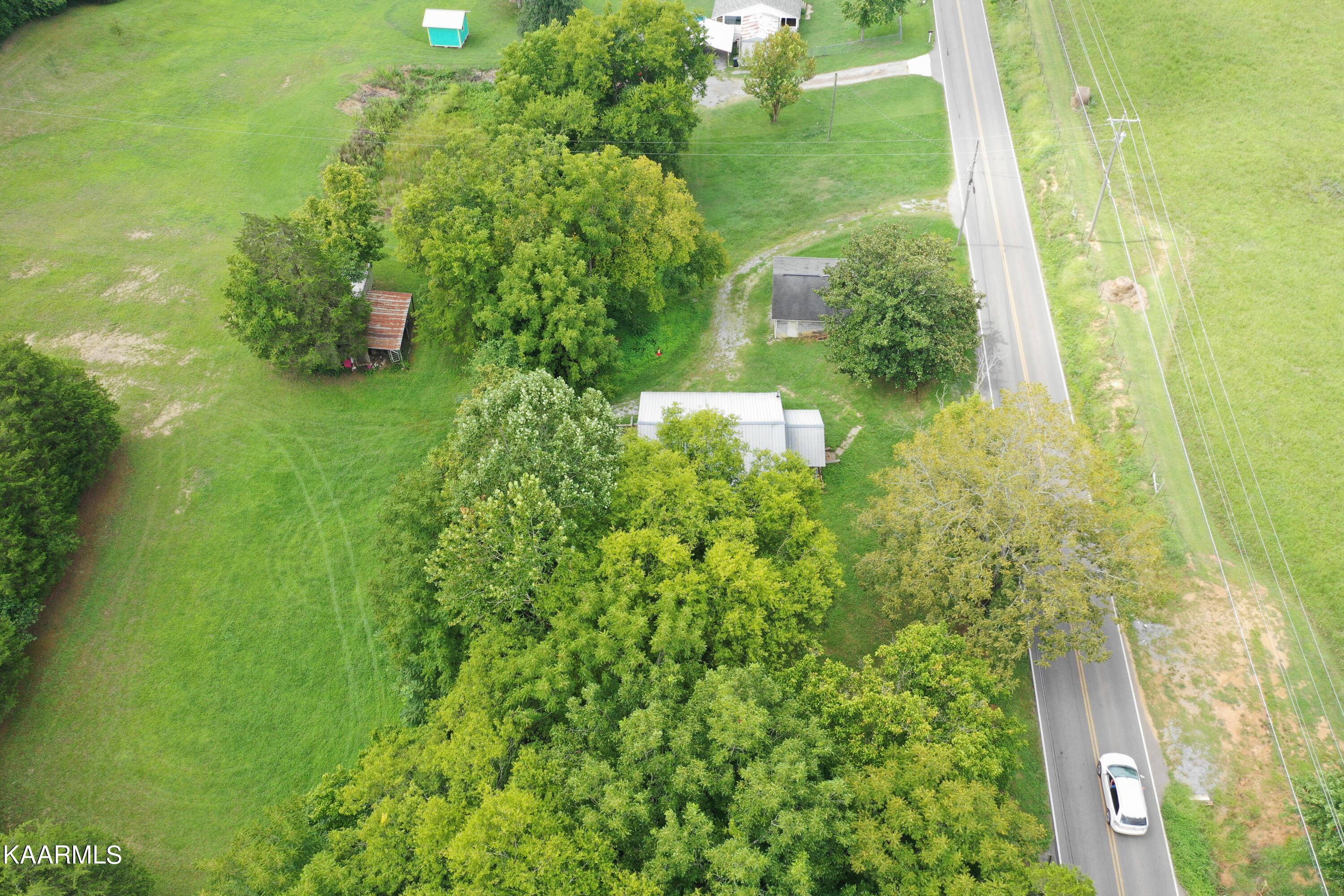 2843 Ellejoy Road Walland, TN 37886 - Photo 11 of 18 DJI_0096