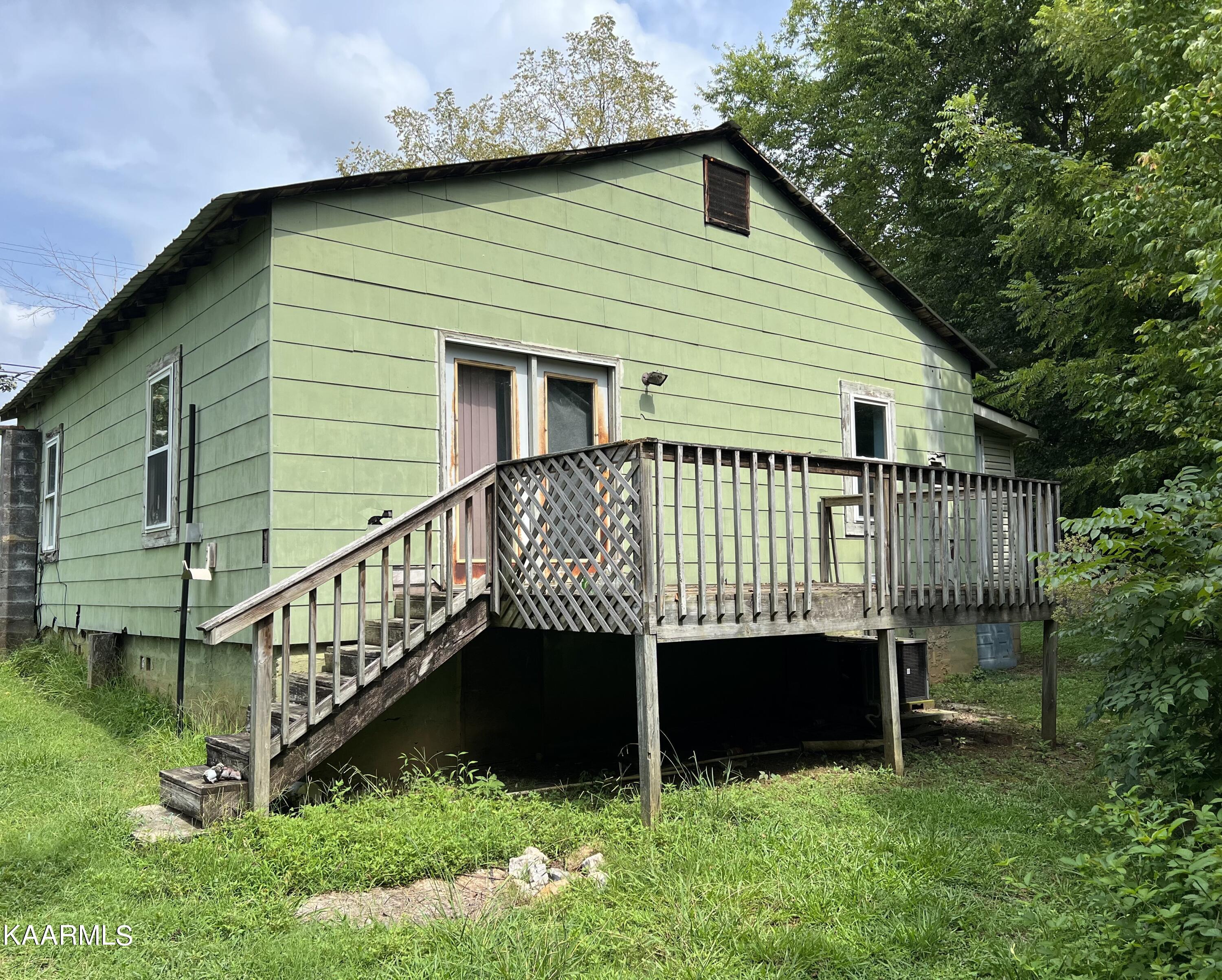 2843 Ellejoy Road Walland, TN 37886 - Photo 3 of 18 0C3B36C2-6E40-415A-B22B-03E75C760B25_1_2