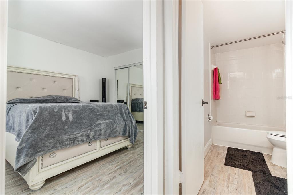 924 Lake Destiny Road, Unit E Altamonte Springs, FL 32714 - Photo 19 of 30