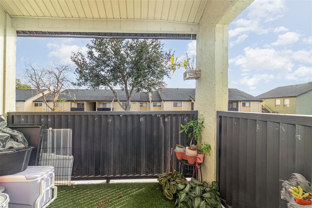 924 Lake Destiny Road, Unit E Altamonte Springs, FL 32714 - Photo 4 of 30