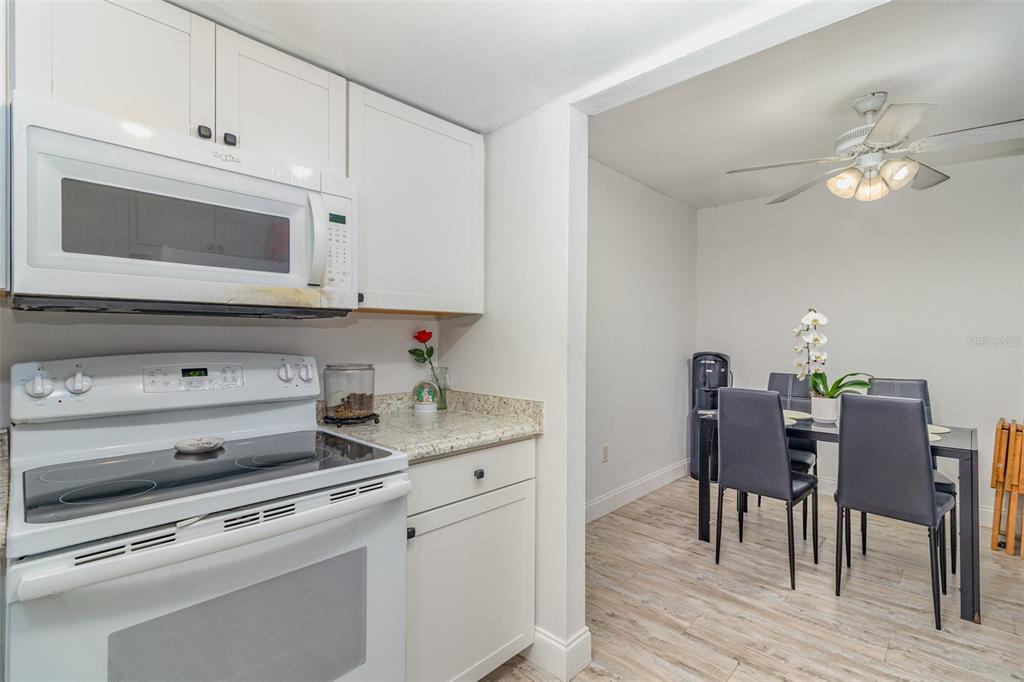 924 Lake Destiny Road, Unit E Altamonte Springs, FL 32714 - Photo 10 of 30