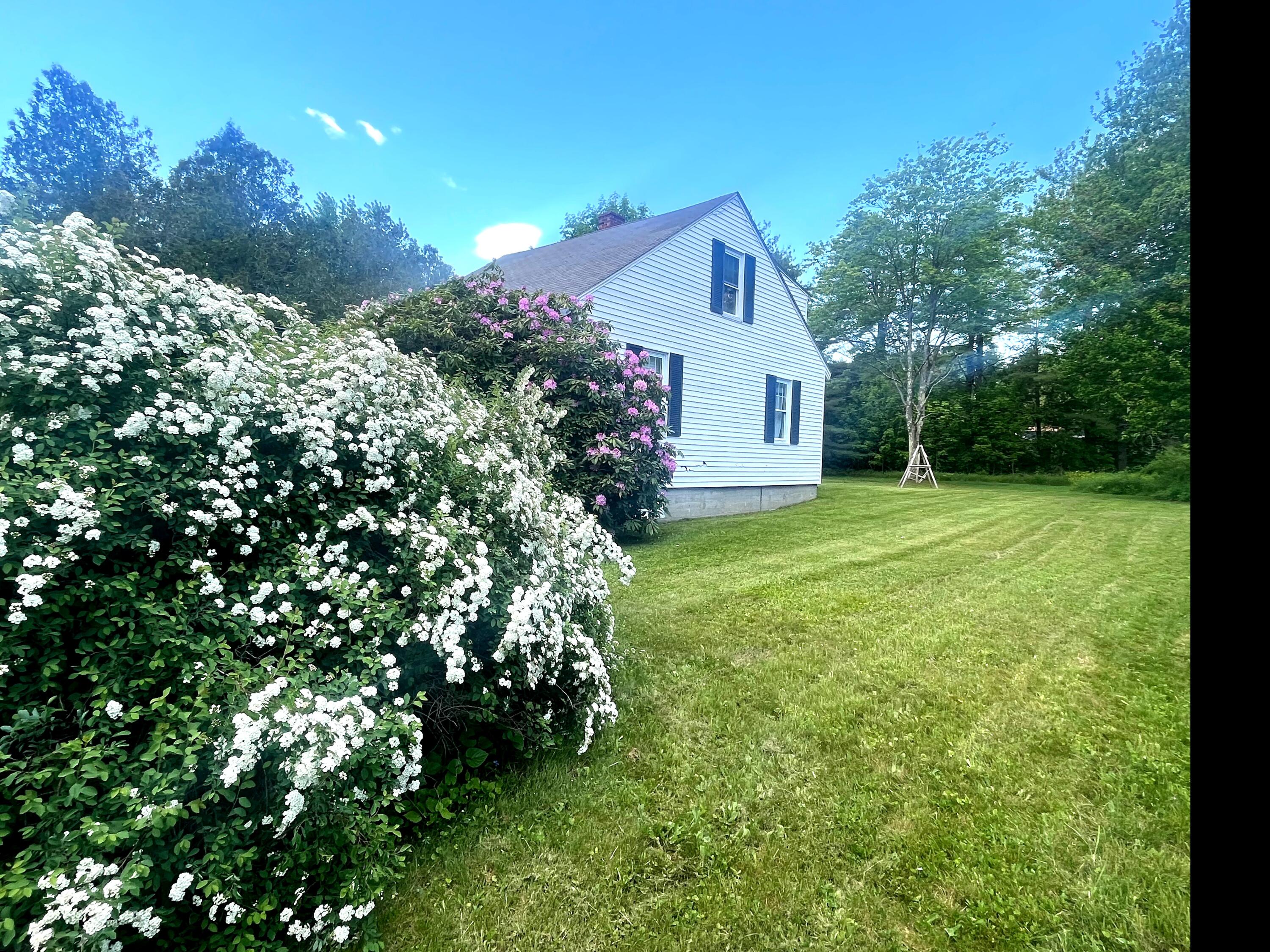 84 Middle Road Falmouth, ME 04105 - Photo 8 of 9 IMG_4807