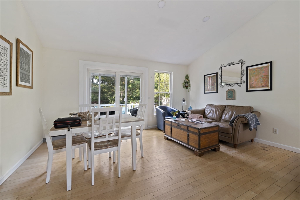 296 Raymond Road Plymouth, MA 02360 - Photo 7 of 25 Gallery Image 7