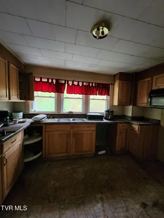 $30,000 | 169 J And M Belcher Drive, Haysi, VA 24256