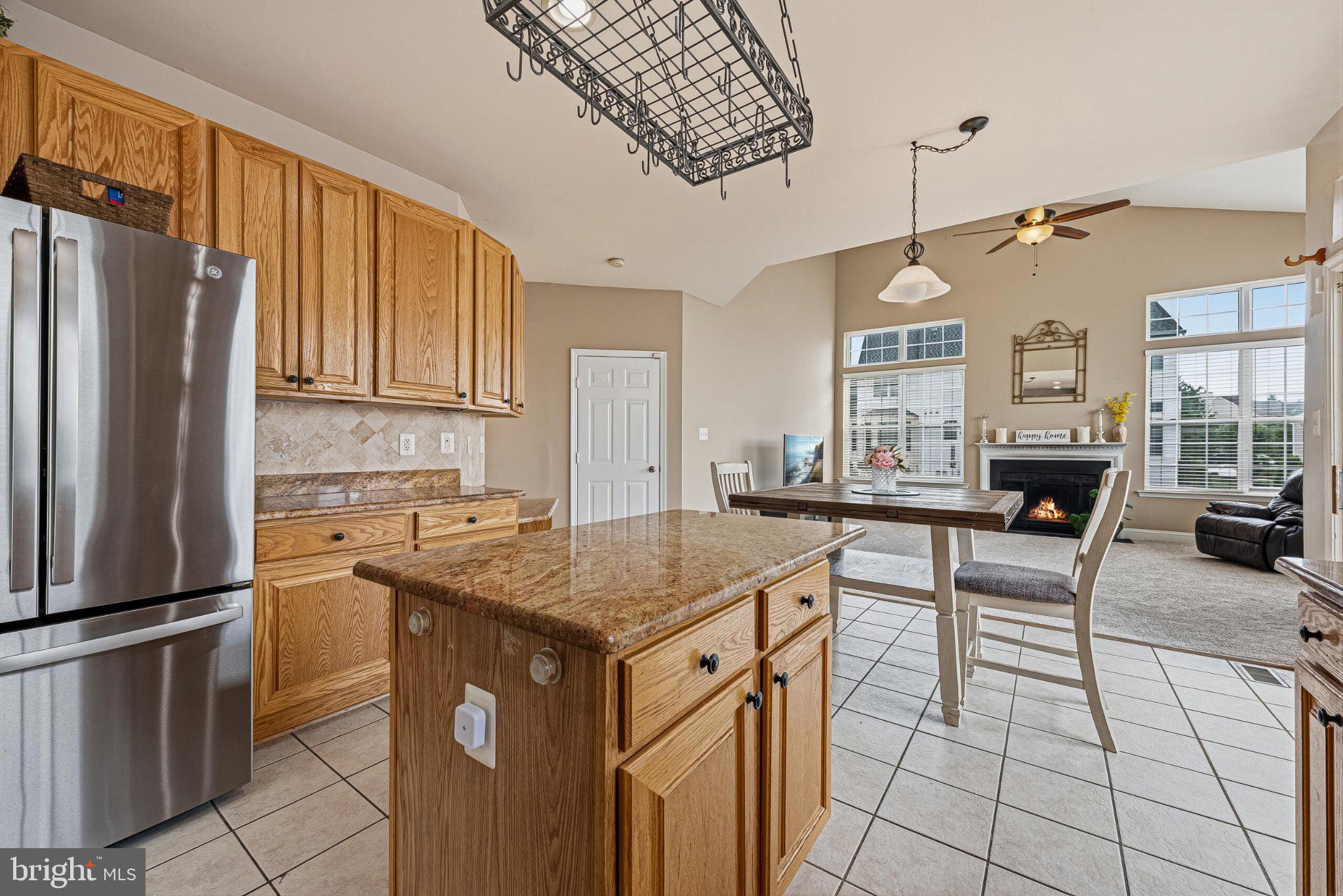 602 Shanks Evans Road Northeast Leesburg, VA 20176 - Photo 15 of 43 Inviting kitchen with natural light.