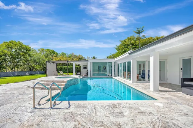 $2,700,000 | 11230 Southwest 69th Court, Pinecrest, FL 33156