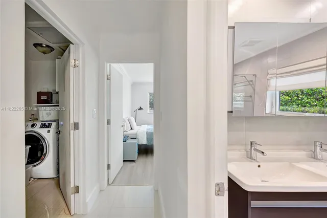 $2,700,000 | 11230 Southwest 69th Court, Pinecrest, FL 33156