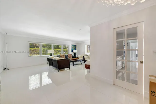 $2,700,000 | 11230 Southwest 69th Court, Pinecrest, FL 33156