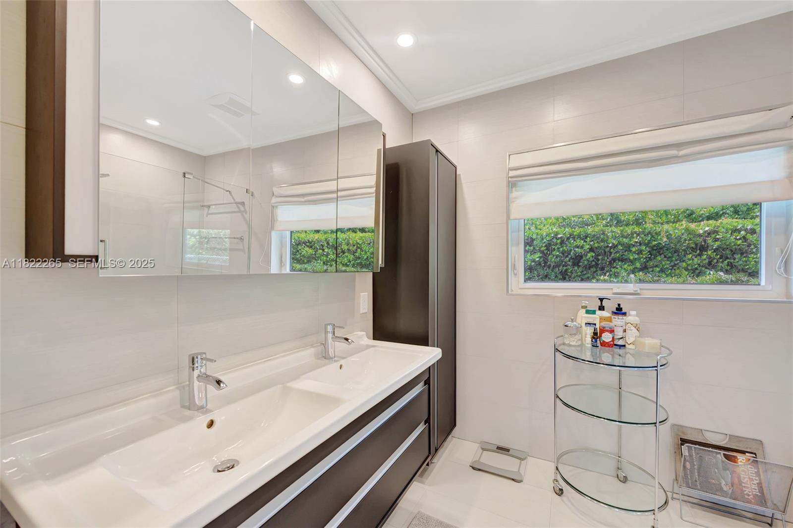 11230 Southwest 69th Court Pinecrest, FL 33156 - Photo 9 of 87