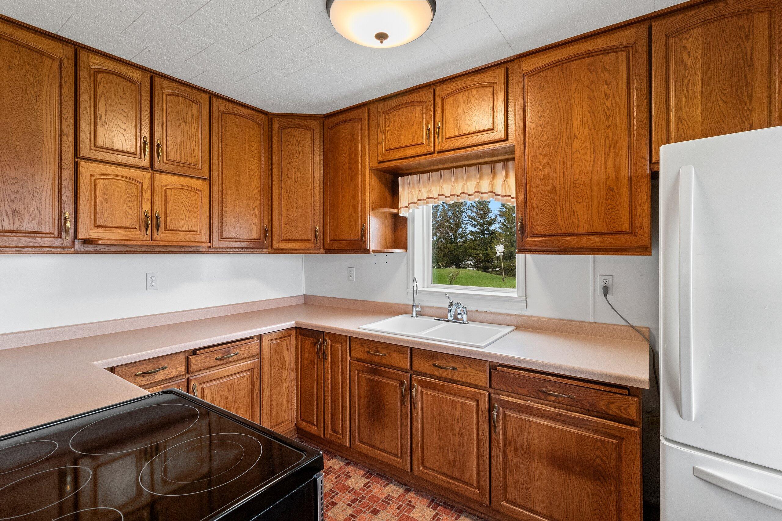 8217 Highway 42 Two Rivers, WI 54241 - Photo 11 of 50 037-8217Wisconsin42-TwoRivers-WI-54241-S