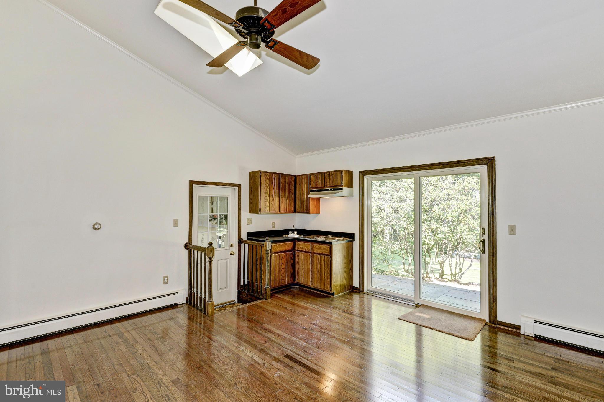 24300 Hipsley Mill Road Gaithersburg, MD 20882 - Photo 12 of 21 Family Room