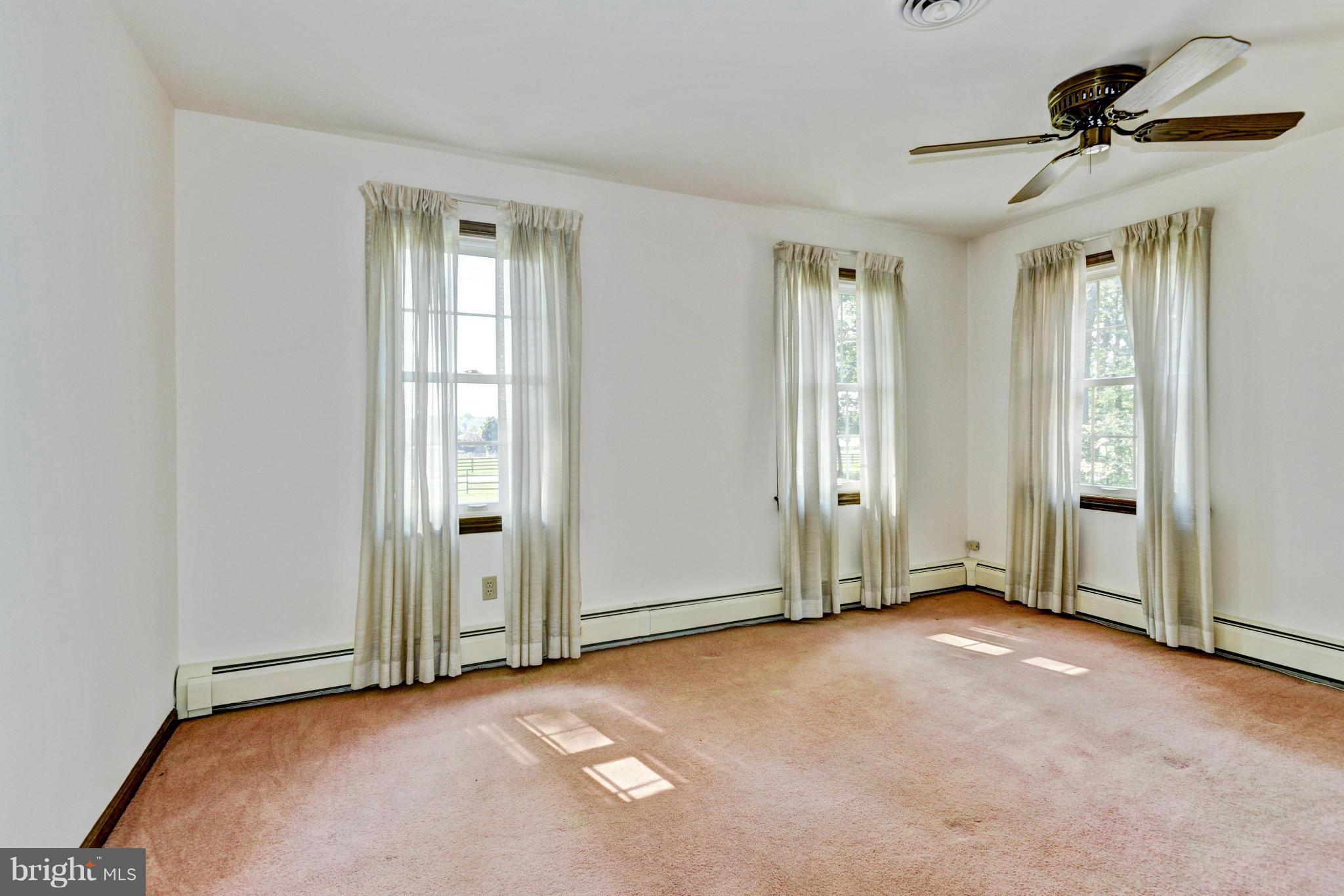 24300 Hipsley Mill Road Gaithersburg, MD 20882 - Photo 15 of 21 Bedroom