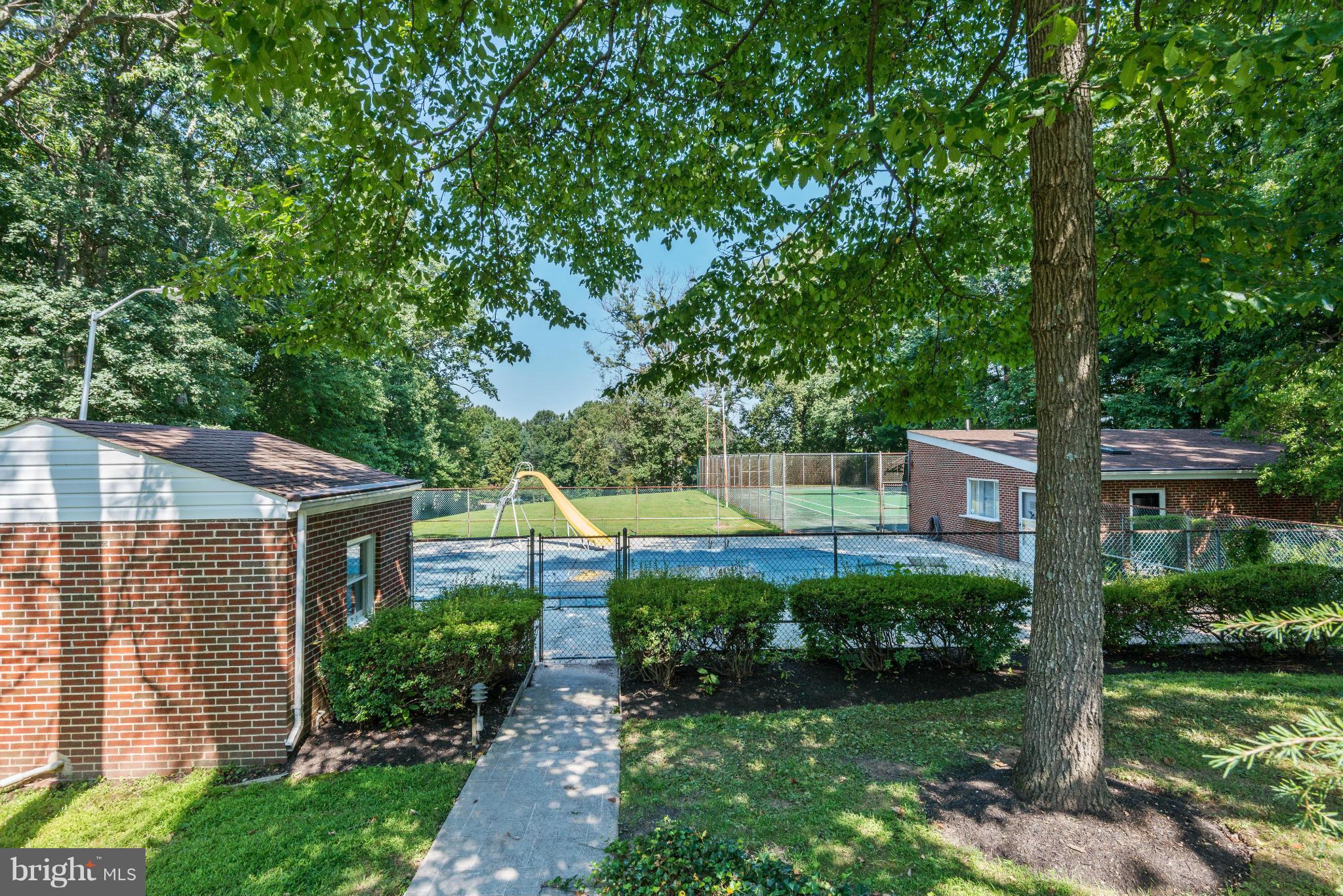 24300 Hipsley Mill Road Gaithersburg, MD 20882 - Photo 20 of 21 Exterior (General)