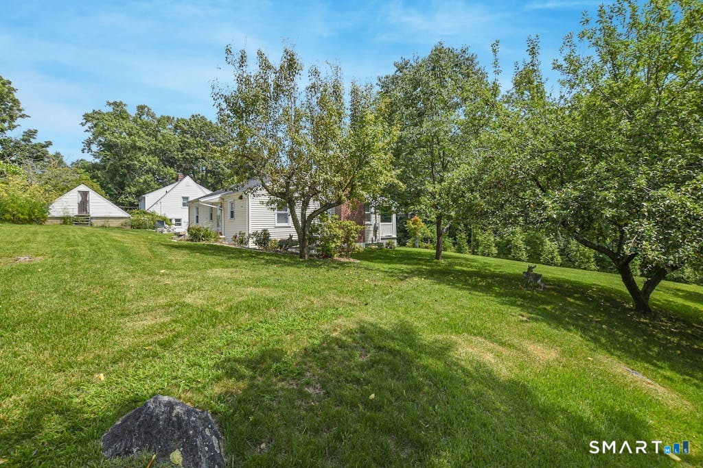 3 Wild Rose Road Westport, CT 06880 - Photo 18 of 19 Gallery Image 18