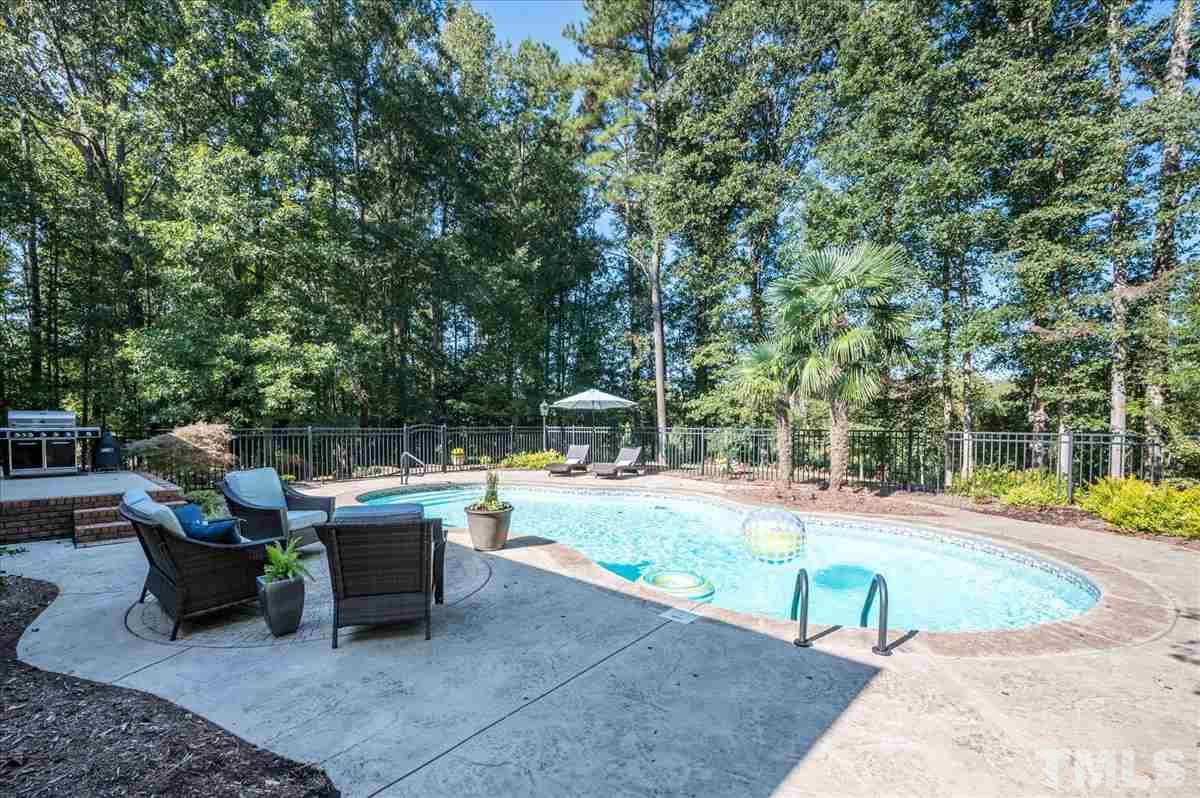 4813 Sweet Chestnut Lane Raleigh, NC 27610 - Photo 22 of 28 Gallery Image 22