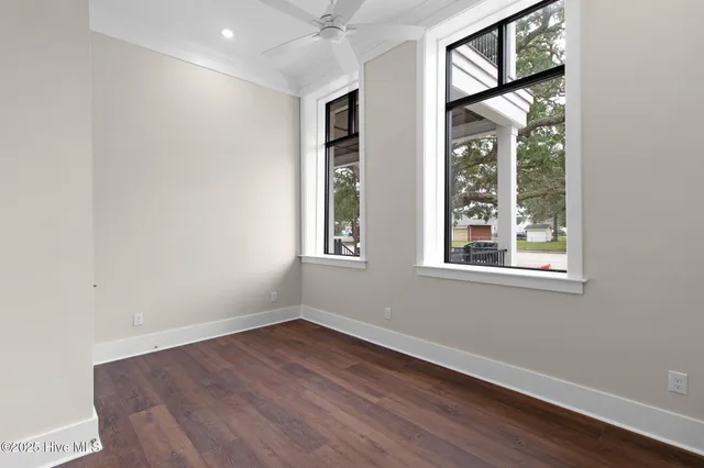 $549,000 | 805 Mulberry Street, Unit 105, Beaufort, NC 28516